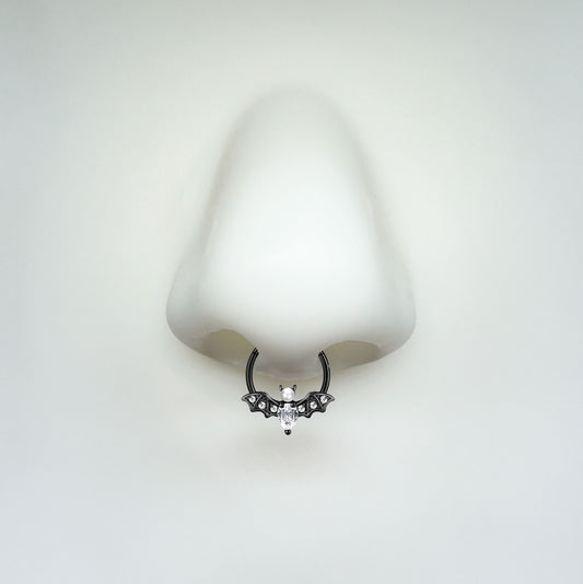 Septum - Bat Clicker Pearl (16g) (Surgical Steel)